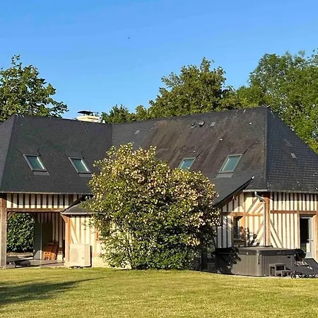 Le Petit Orgueil, Deauville Вилла