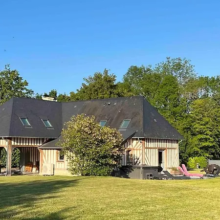 Le Petit Orgueil, Deauville Сент-Арну