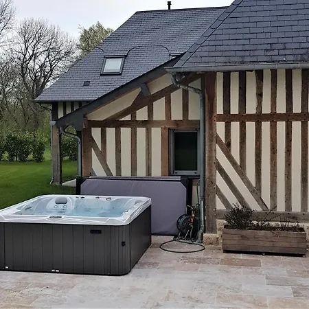 Le Petit Orgueil, Deauville